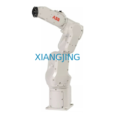 Équipement industriel utilisé ABB IRB 1100 en tant que machine d'Assemblée d'aiguille avec le bras de robot industriel de la portée 580mm de la charge utile 4Kg