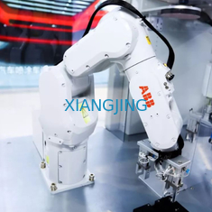 Équipement industriel utilisé ABB IRB 1100 en tant que machine d'Assemblée d'aiguille avec le bras de robot industriel de la portée 580mm de la charge utile 4Kg