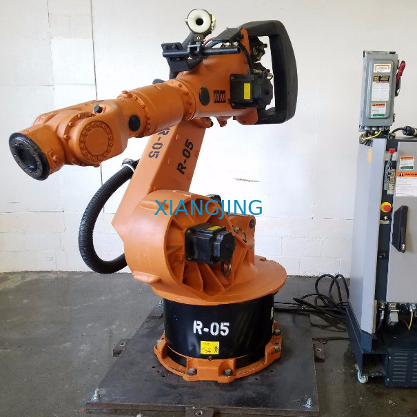 Kr 60-3 bras de robot de Kuka utilisé 6 par axes 60 portée de la charge utile 2033 de kilogramme pour la soudure