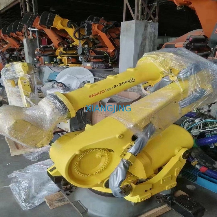 R-2000iC/210F Fanuc a utilisé les robots industriels avec R-30iB plus le Cabinet enseigne pendant