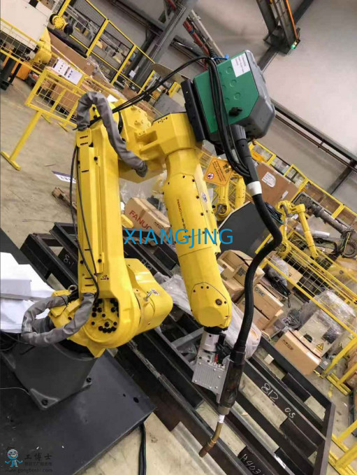 6 l'axe M-2000iA a utilisé le robot industriel de transfert d'occasion de robot de Fanuc