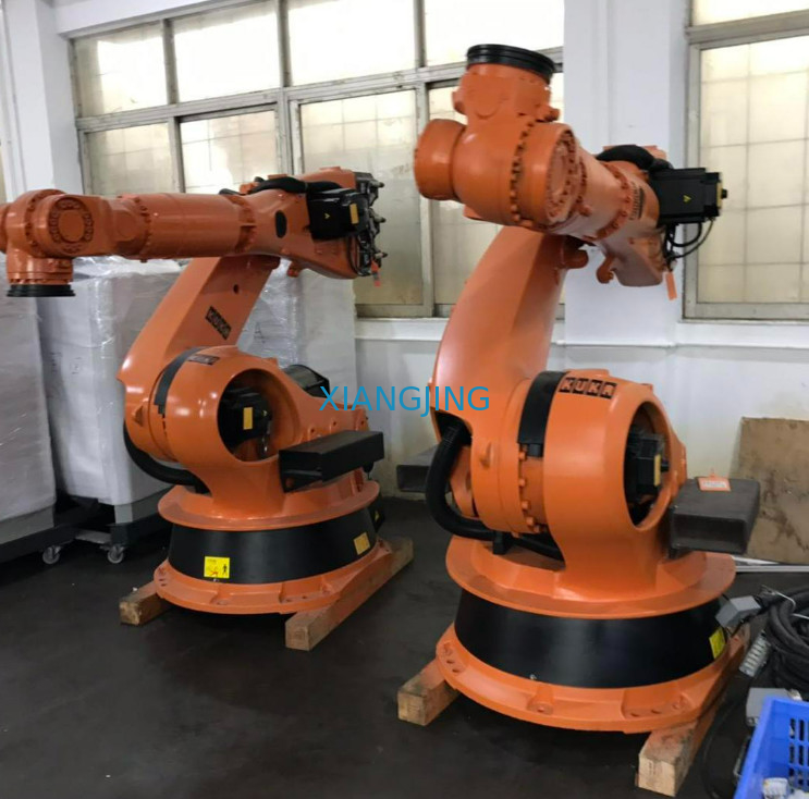 Robot utilisé SUPPLÉMENTAIRE de Kr 210 R2700 Kuka de robot d'occasion pour de transfert beaucoup d'actions